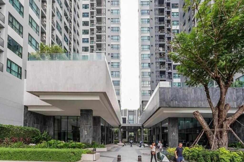 The Base Condo Center Of Pattaya Rooftop Swimming Pool Exterior foto