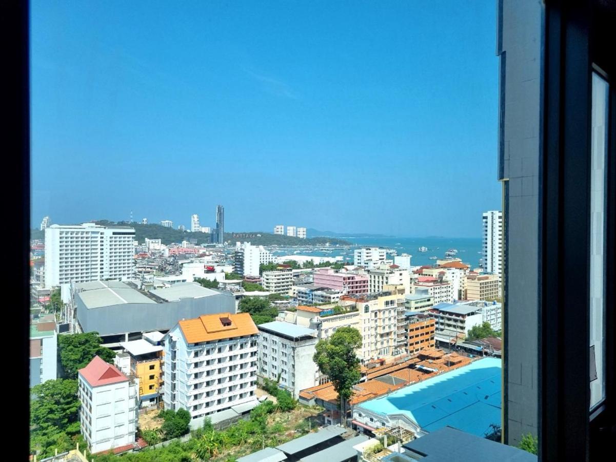 The Base Condo Center Of Pattaya Rooftop Swimming Pool Exterior foto
