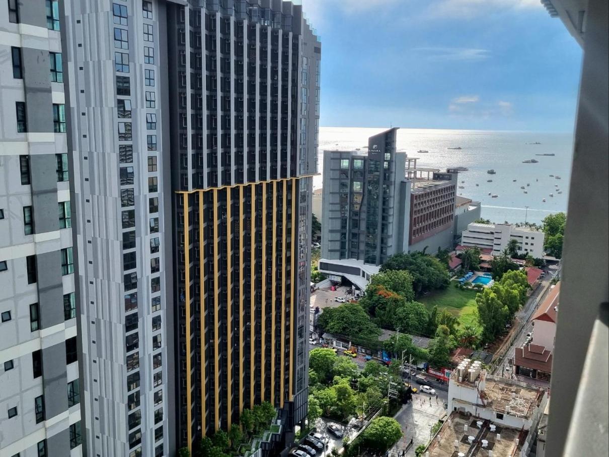 The Base Condo Center Of Pattaya Rooftop Swimming Pool Exterior foto